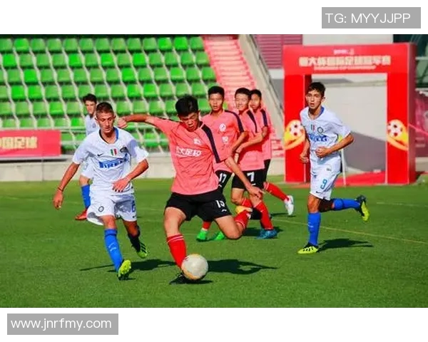 云南足球俱乐部奋发向前展现新风貌助力地方足球发展与青训体系建设